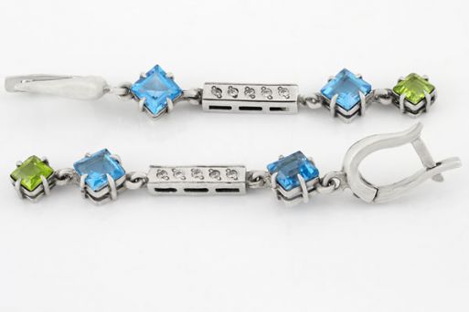Серьги из серебра 925 пробы с топазом.