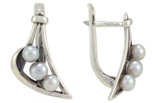 Серьги из серебра 925 пробы с жемчугом.