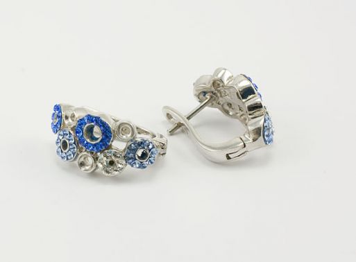 Серебряные серьги с Кристаллами Swarovski 24459 купить в магазине Самоцветы мира