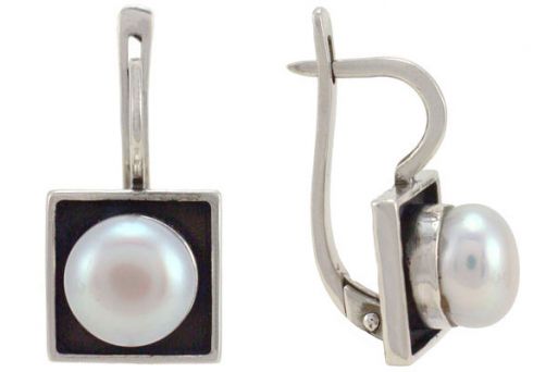 Серьги из серебра 925 пробы с жемчугом.