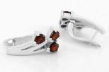 Серьги из серебра с гранатом 3 капли 4х6 мм 28219