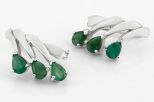 Серьги из серебра с изумрудом 3 капли 4х6 мм 28454