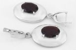 Серьги из серебра с гранатом овал 10х14 мм 29700
