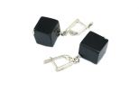 Серьги из серебра с агатом чёрным кубики 12х12 мм 30122