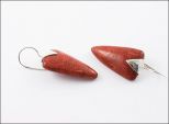 Серьги из серебра с кораллом красным треугольник 16х28х28 мм 30286
