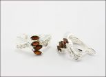 Серьги из серебра с гранатом и фианитами 4 маркизы 2х4 мм 31277