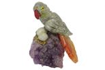 Фигурка попугай из яшмы у гнзда. Вес 100-130 гр.
