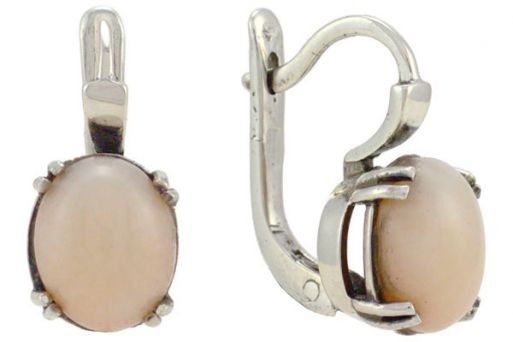 Серебряные серьги с кораллом 36426 купить в магазине Самоцветы мира