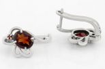 Серьги из серебра с гранатом овал 7х9 мм круг 2 мм 38705
