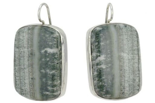Серьги из серебра 925 пробы с Скарном.