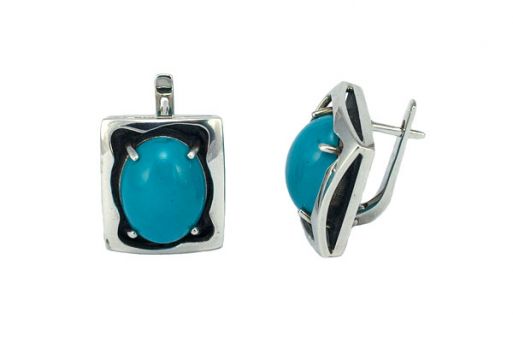 Серьги из серебра 925 пробы с бирюзой.