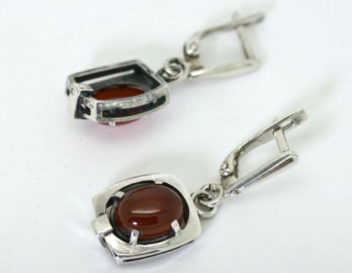 Серьги из серебра с сердоликом ящик овал 8х10 мм 41678 ― Самоцветы мира