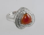 Кольцо из серебра сердоликом и фианитами сердце 10х10 мм 41934
