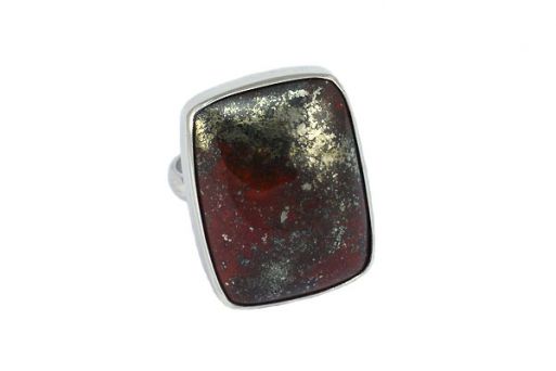 Кольцо из серебра 925 пробы с яшмой и пиритом.