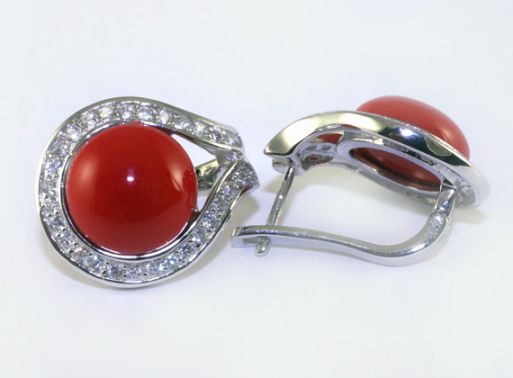Серебряные серьги с красным кораллом 42451 купить в магазине Самоцветы мира