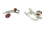 Серьги из серебра с гранатом овал 5х7 мм круг 4 мм 42691
