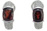 Серьги из серебра с гранатом и фианитами овал 8х10 мм 42774