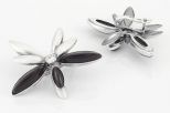 Серьги из серебра с фианитом и стеклом цветок 44274