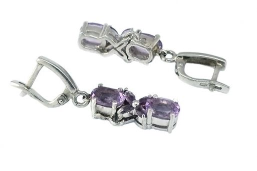 Серебряные серьги с аметистом 45105 купить в магазине Самоцветы мира