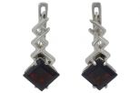 Серьги из серебра с гранатом квадрат 10х10 мм 45189