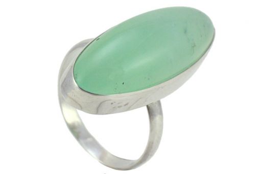 Кольцо из серебра 925 пробы с хризопразом.