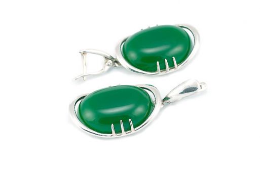 Серьги из серебра 925 пробы с хризопразом.