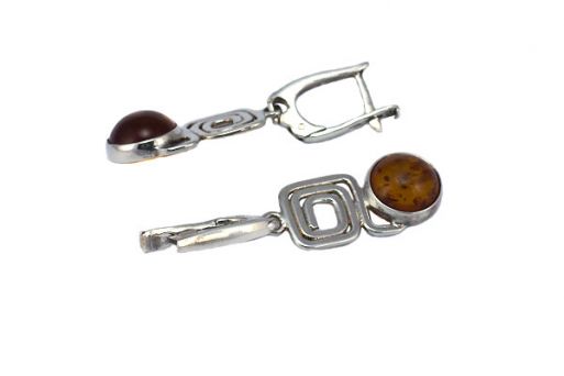 Серьги из серебра 925 пробы с янтарём.