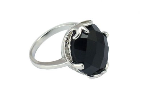 Кольцо из серебра 925 пробы с ониксом.