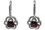 Серьги из серебра с гранатом и фианитами квадрат 7х7 мм 54203