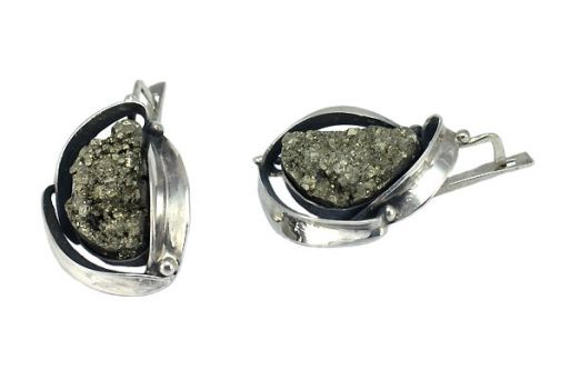 Серьги из серебра 925 пробы с пиритом.