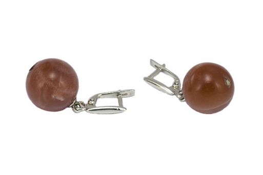 Серьги из серебра 925 пробы с солнечным камнем.