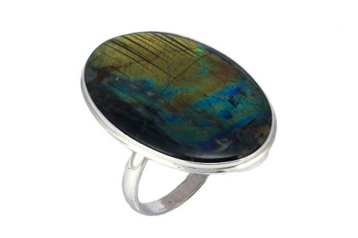 Кольцо из серебра 925 пробы с лабродориом.