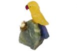 Фигурка попугай из оникса у гнезда. Вес 100-130 гр.