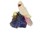 Фигурка сойка из розового кварца с гнездом. Вес 100-130 гр.