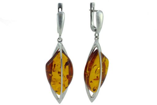 Серьги из серебра 925 пробы с янтарем.