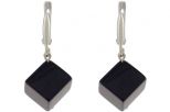 Серьги из серебра с агатом чёрным кубики 12х12 мм 57003