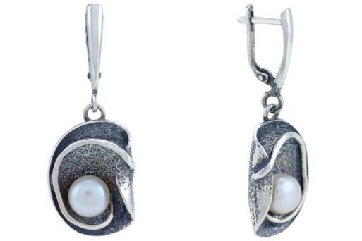 Серьги из серебра 925 пробы с жемчугом.