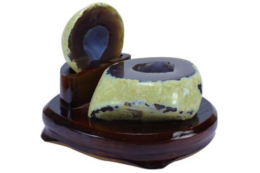 Шкатулка из агата.