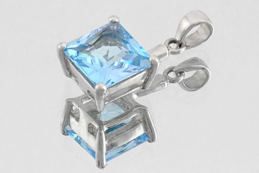 Серебряный кулон с топазом 59728 купить в магазине Самоцветы мира