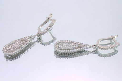 Серьги из серебра с Фианитами.