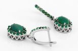 Серьги  из серебра с изумрудом овал 6х8 мм 60229