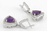 Серьги из серебра с александритом и фианитами треугольник 10х10х10 мм 60887