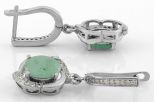Серьги из серебра с изумрудом и фианитами овал 6х8 мм 61641