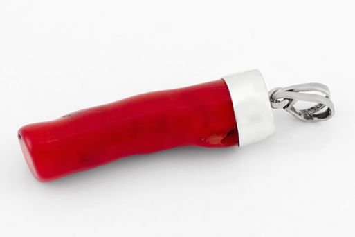 Серебряный кулон с кораллом 63227 купить в магазине Самоцветы мира