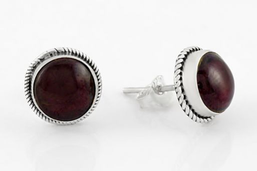 Серебряные серьги с гранатом 63364 купить в магазине Самоцветы мира
