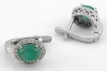 Серьги из серебра с изумрудом и фианитами овал 6х8 мм 63821