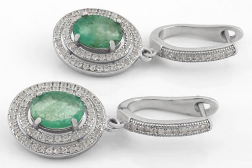 Серебряные серьги с изумрудом 63884 купить в магазине Самоцветы мира