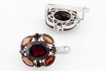 Серьги из серебра с гранатом овал 10х12 мм 64161