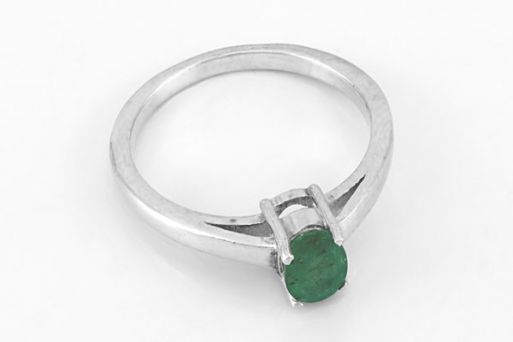 Серебряное кольцо с изумрудом 66094 купить в магазине Самоцветы мира